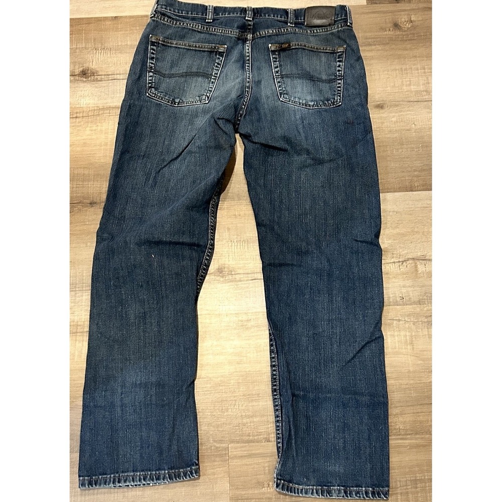 Lee Men's Blue Denim Jean 33x29.5 Straight Premium Select Regular Fit Distressed - Picture 2 of 8